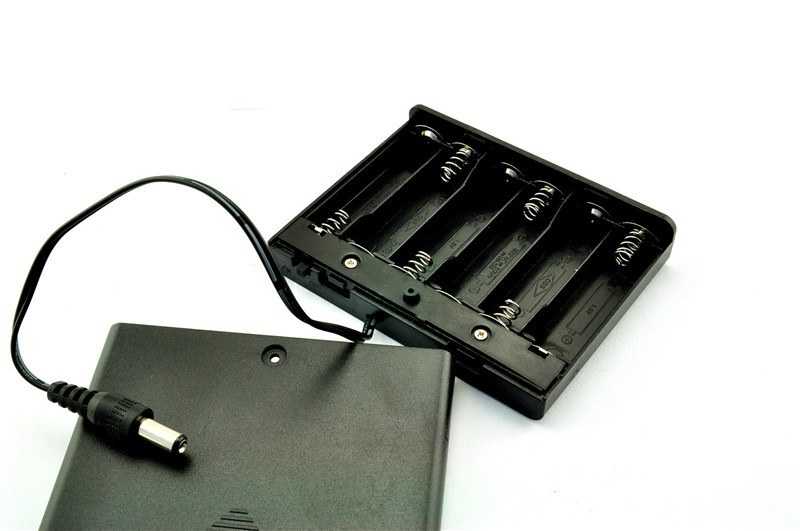 1709-6'lı AA Pil Yuvası (Kapaklı ve Switchli)